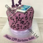 I Phone cake with sugar numbers and music