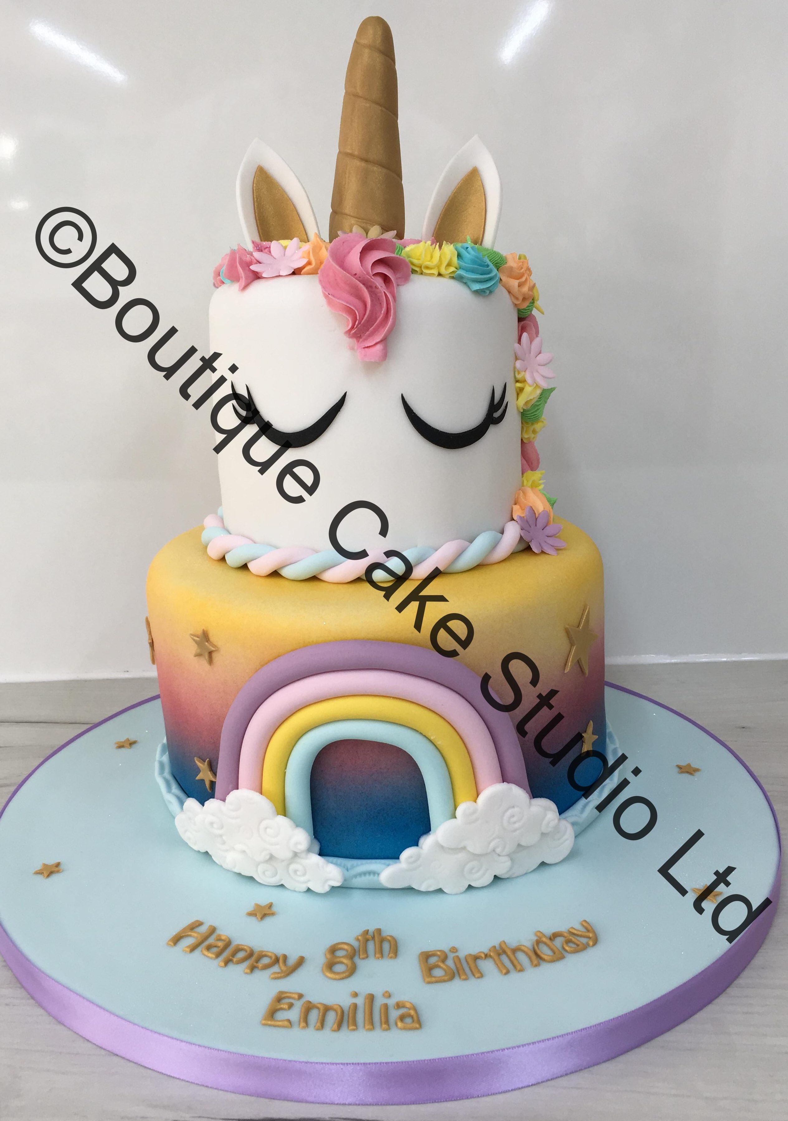Airbrushed Unicorn and Rainbow Cake