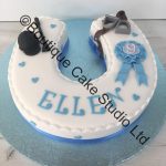 Horse shoes cake