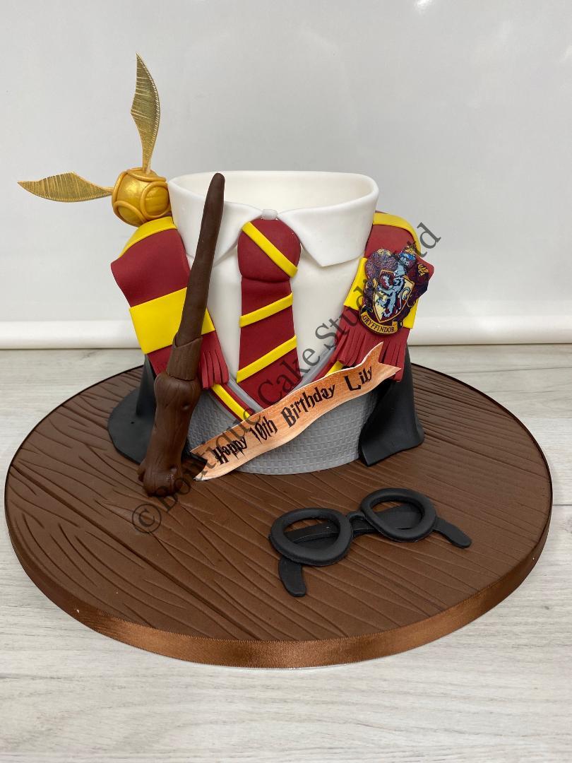 Potter Shirt & tie cake