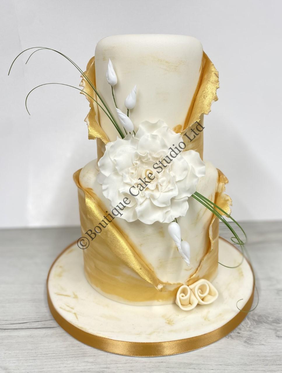 Gold & Ivory Wedding Cake